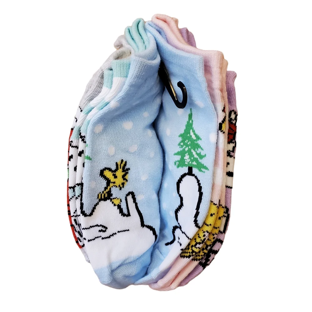 Peanuts Snoopy New Christmas Dog House Lights Women's‎ No Show Socks 5 Pairs